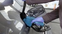 Los combustibles aumentaron 100% en un mes, y no descartan nuevas subas