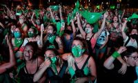 Con el Aborto Legal, disminuyeron la mortalidad materna y los embarazos adolescentes y en niñas