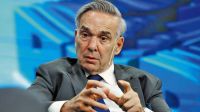Pichetto cargó contra Caputo por "amenazas" contra gobernadores 