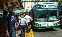 Las tarifas del colectivo y del subte subieron 4,4%