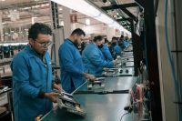 A contramano de Argentina, México reduce la jornada laboral a 40 horas semanales