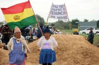 Campesinos y sindicatos piden la renuncia del presidente boliviano